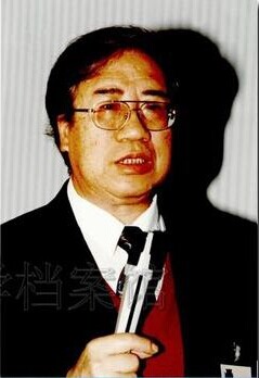 林励吾